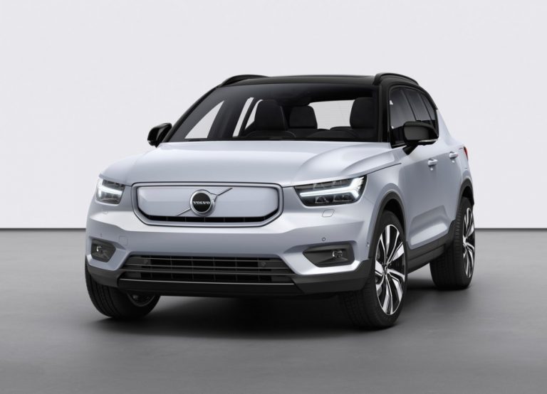 Volvo 首款量產純電 SUV XC40 Recharge 訂金 18 萬開始接單，最大馬力 408ps、續航力達 400km | 汽車專家